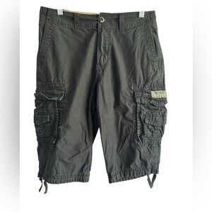 Unionbay Men’s Black Cargo Shorts • Used • Size: 30